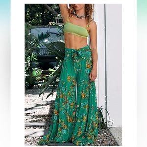 Green floral wide leg pants